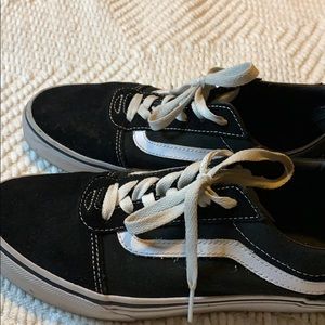 Black vans